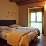 Casa Salto De Roldan * Apies